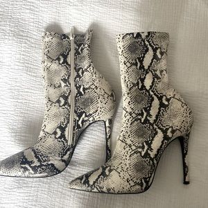 Steve Madden heels size 6.5M